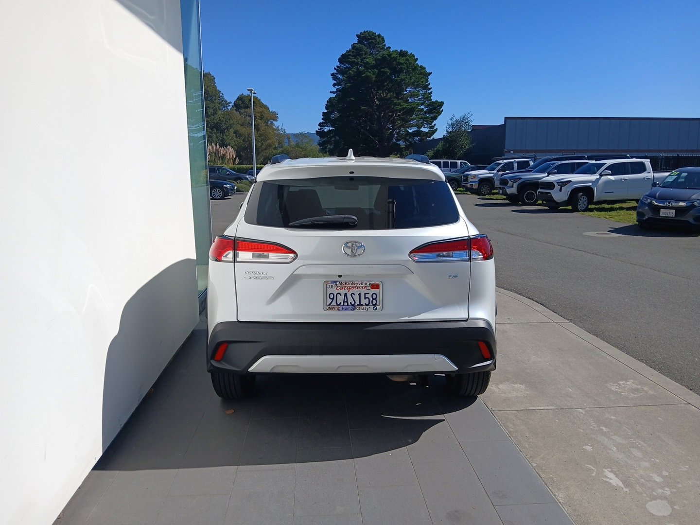 Used 2022 Toyota Corolla Cross LE image 8