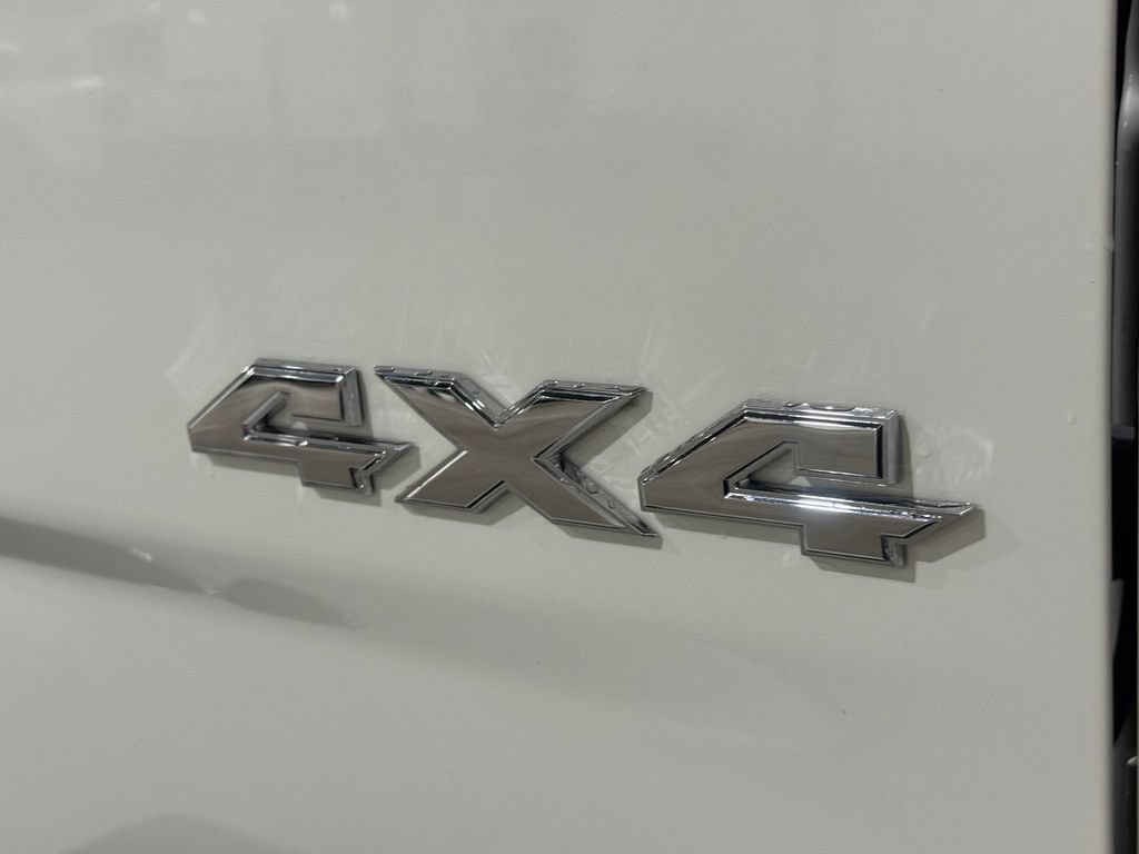 Used 2017 RAM 2500 Longhorn w/ Snow Chief Group AWD/4WD image 32