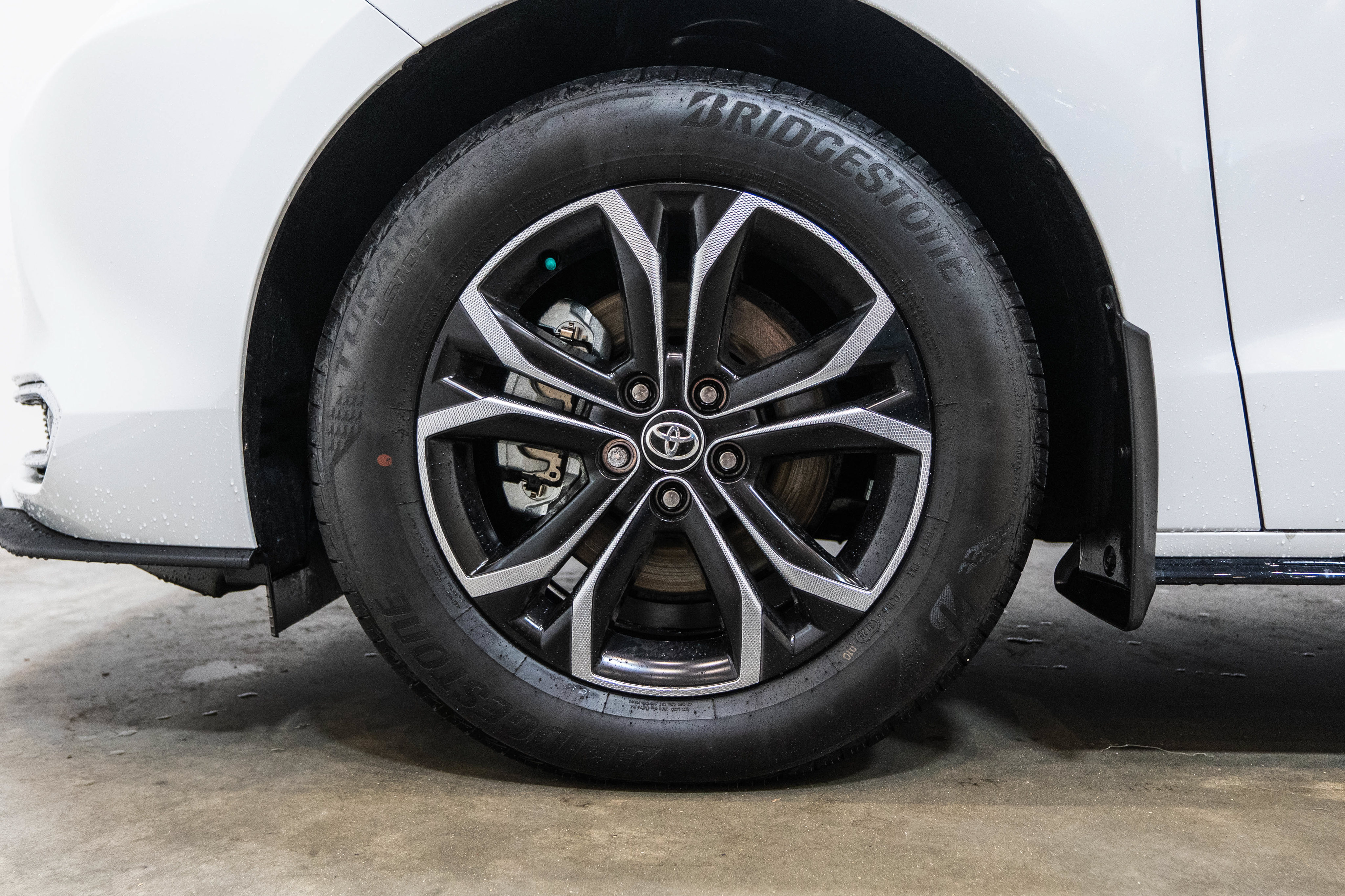 Certified 2026 Toyota Sienna Platinum AWD/4WD image 11