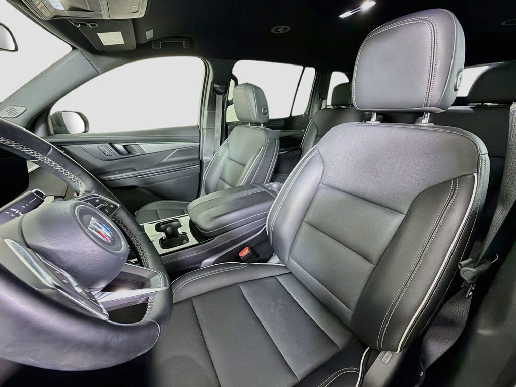 Used 2025 Buick Enclave Preferred AWD/4WD image 14