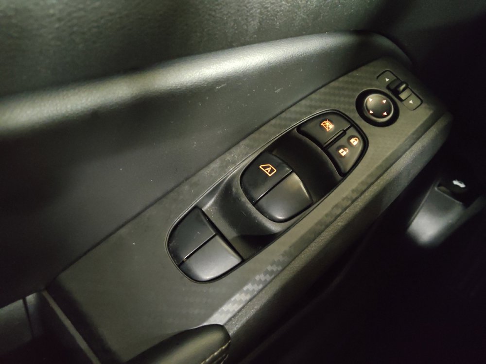 Used 2024 Nissan Altima 2.5 SV image 27