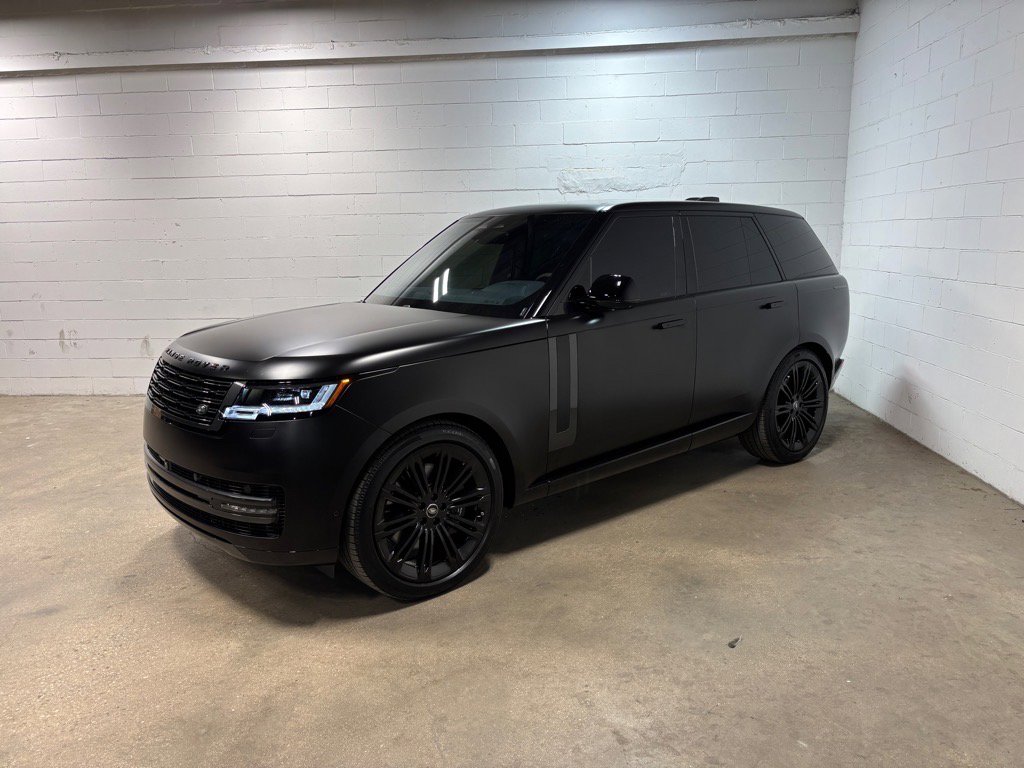 Used 2025 Land Rover Range Rover SE