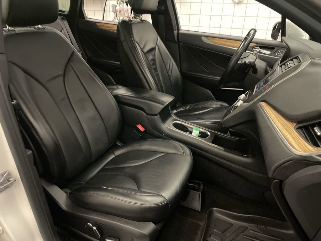 Used 2015 Lincoln MKC AWD w/ Equipment Group 101A Select image 21