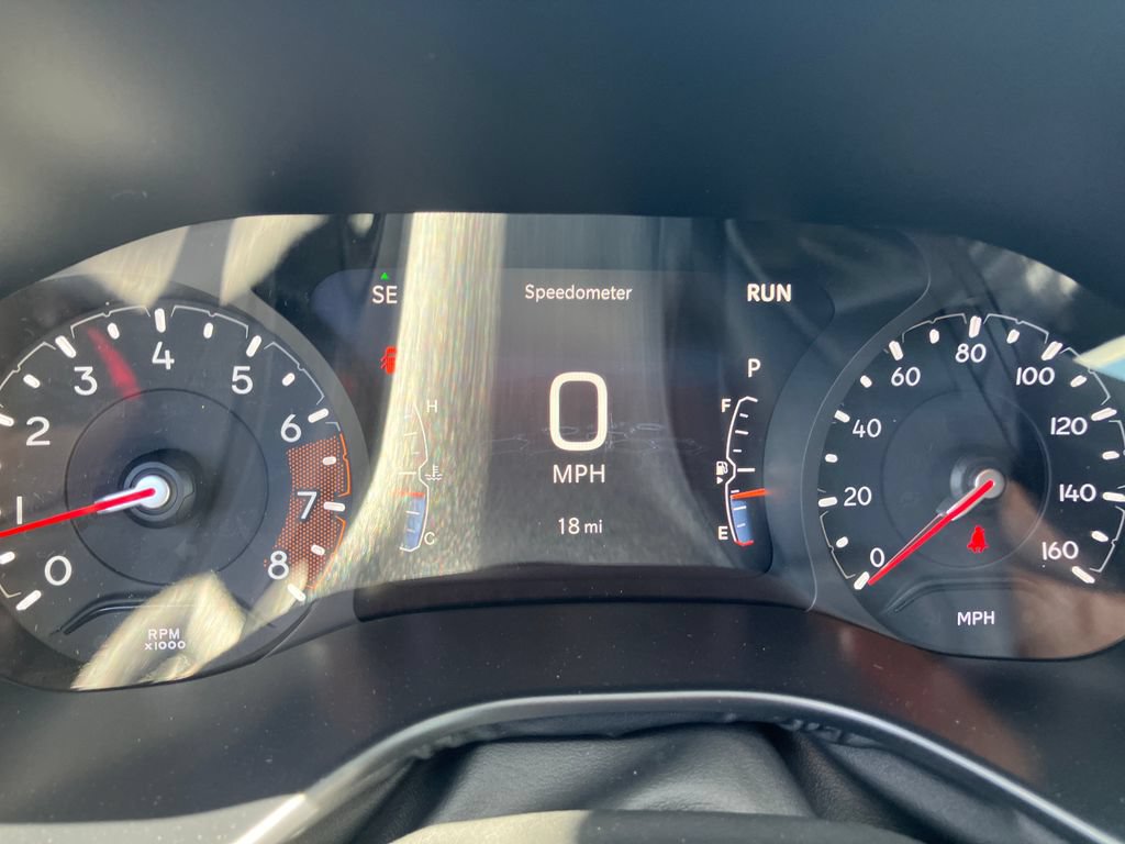 New 2026 Jeep Compass Latitude AWD/4WD image 18