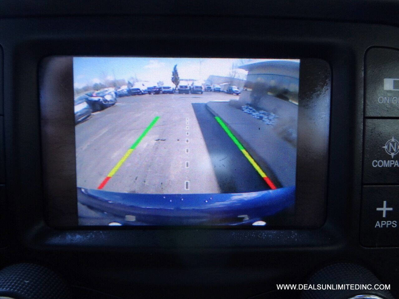 Used 2017 Jeep Renegade Sport w/ Power & Air Group image 12