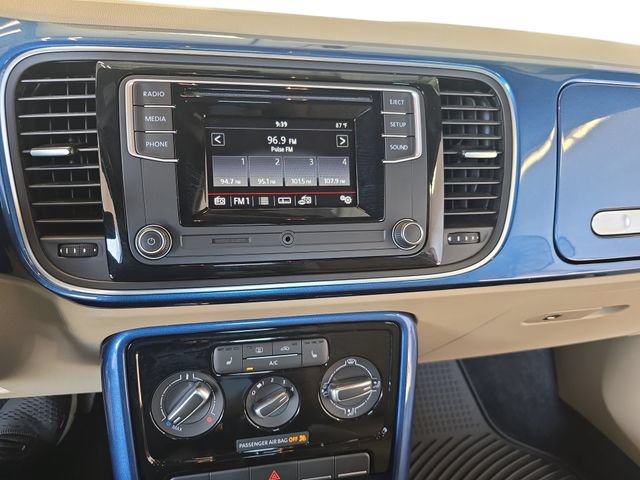 Used 2019 Volkswagen Beetle 2.0T S FWD image 7