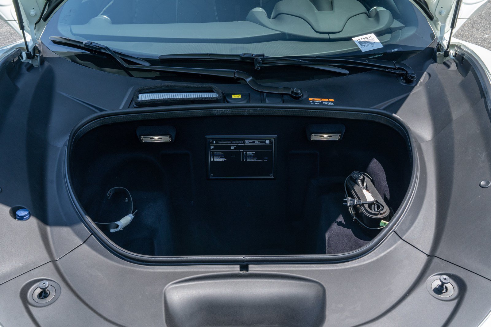Used 2022 Ferrari F8 Tributo RWD image 23