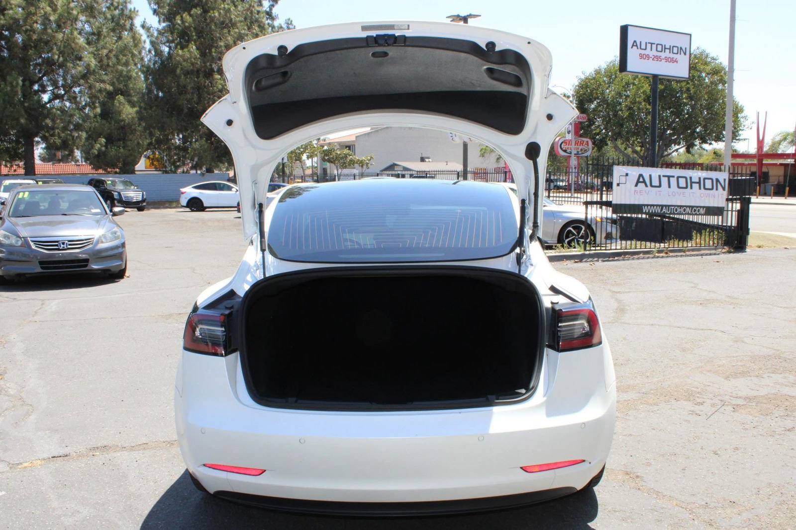 Used 2020 Tesla Model 3 Performance AWD/4WD image 22