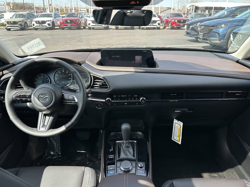 Certified 2025 MAZDA CX-30 2.5 Turbo w/ Premium Package image 10