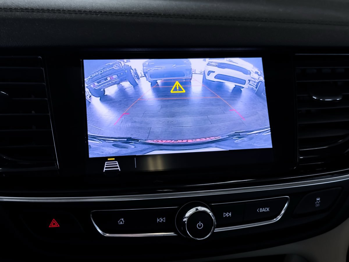 Used 2019 Buick Regal Essence w/ Driver Confidence Package I image 48