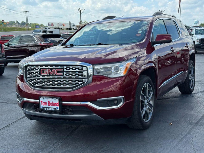 Used 2017 GMC Acadia Denali w/ Technology Package AWD/4WD image 8