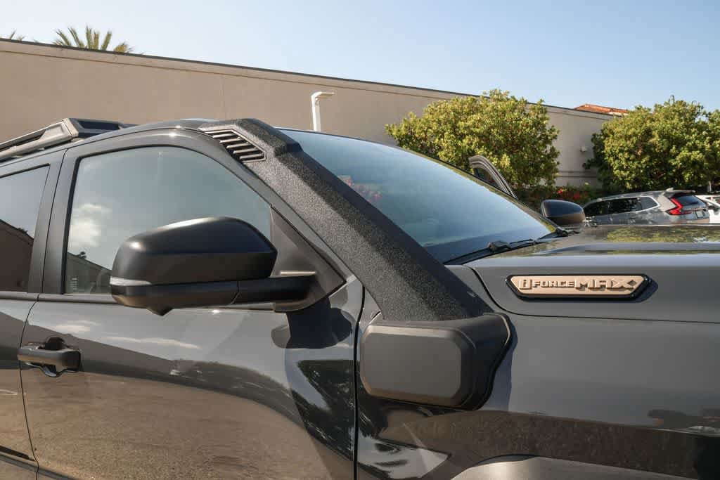 Used 2025 Toyota 4Runner Trailhunter AWD/4WD image 36