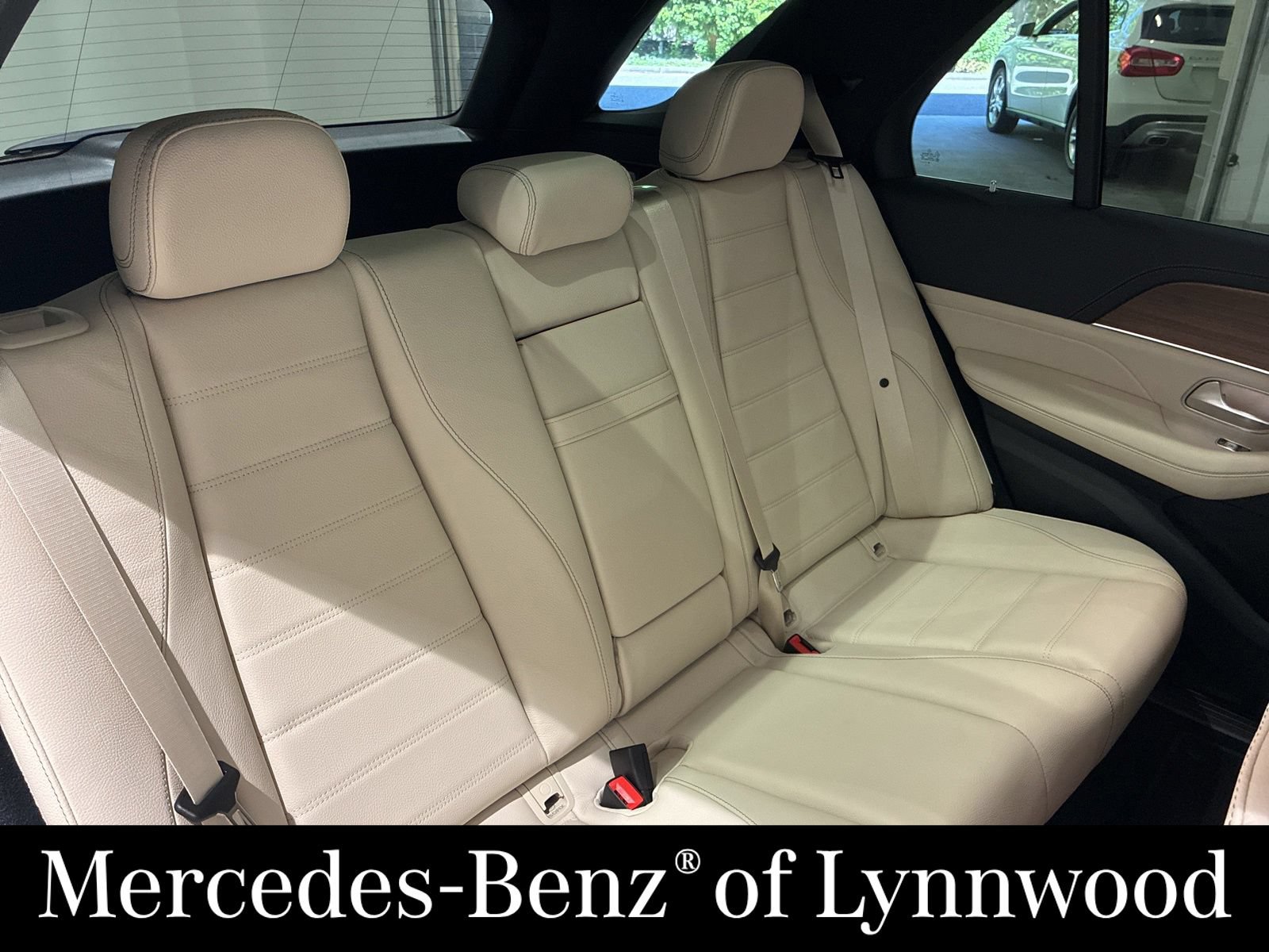 Used 2026 Mercedes-Benz GLE 580 4MATIC image 23