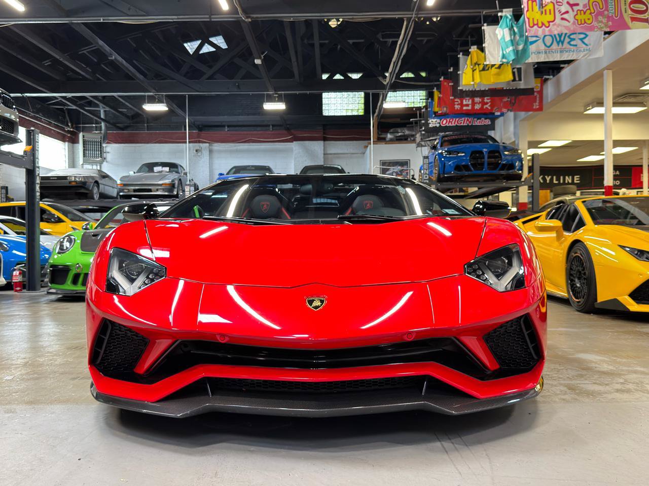 Used 2019 Lamborghini Aventador S AWD/4WD image 2