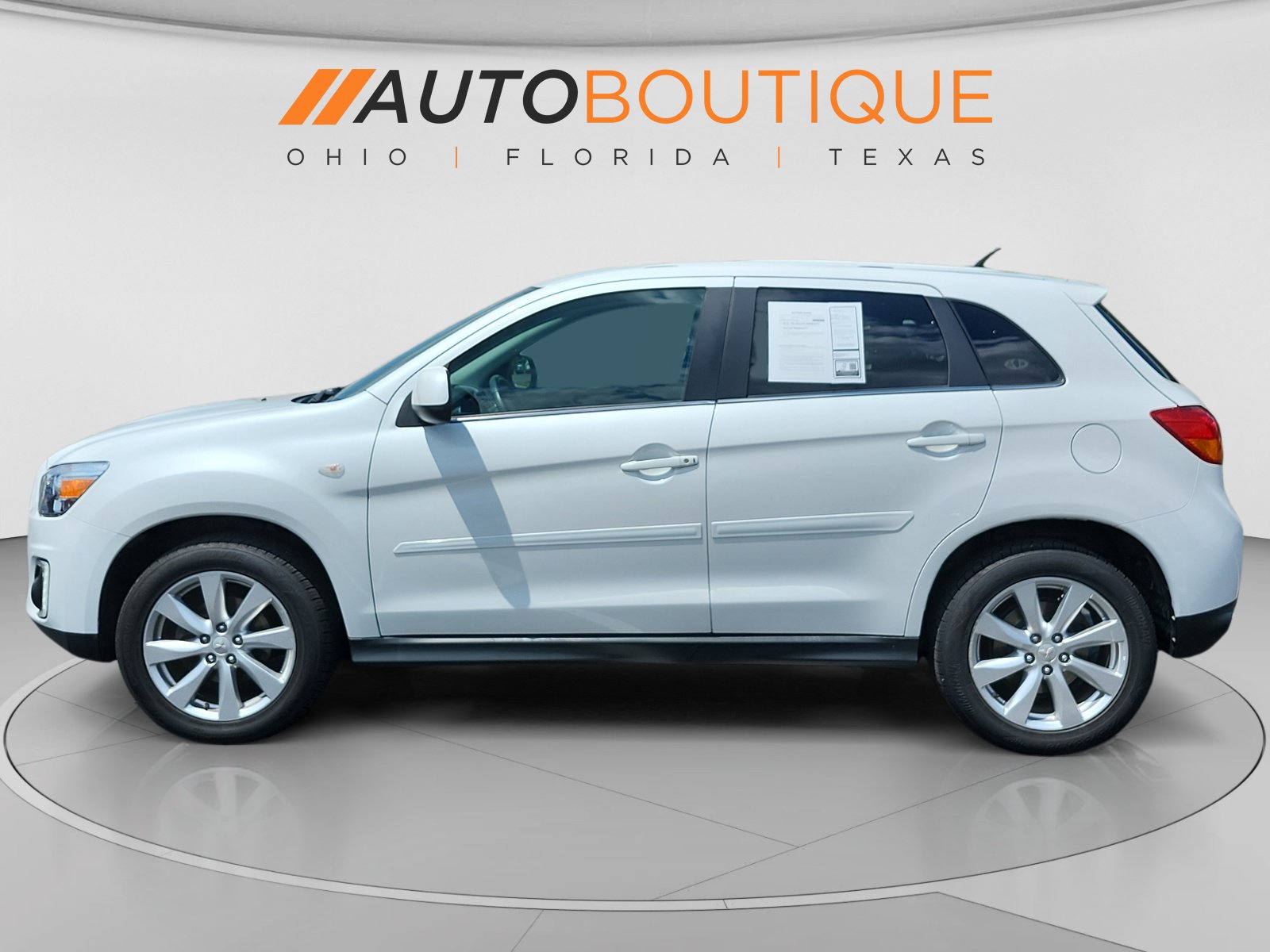 Used 2015 Mitsubishi Outlander Sport SE AWD/4WD image 2