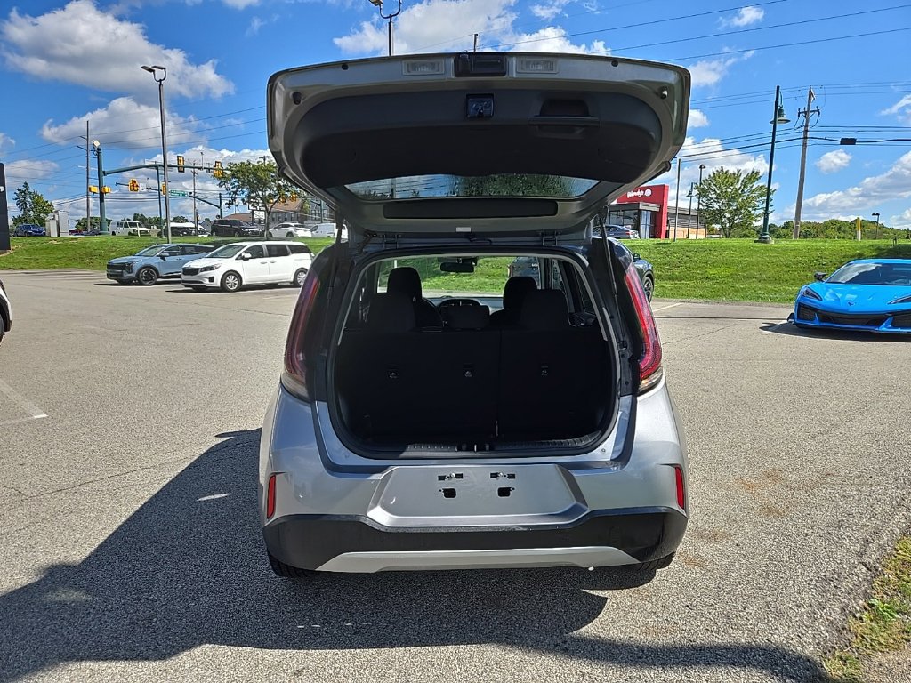 Certified 2024 Kia Soul LX w/ Option Group 015 FWD image 5