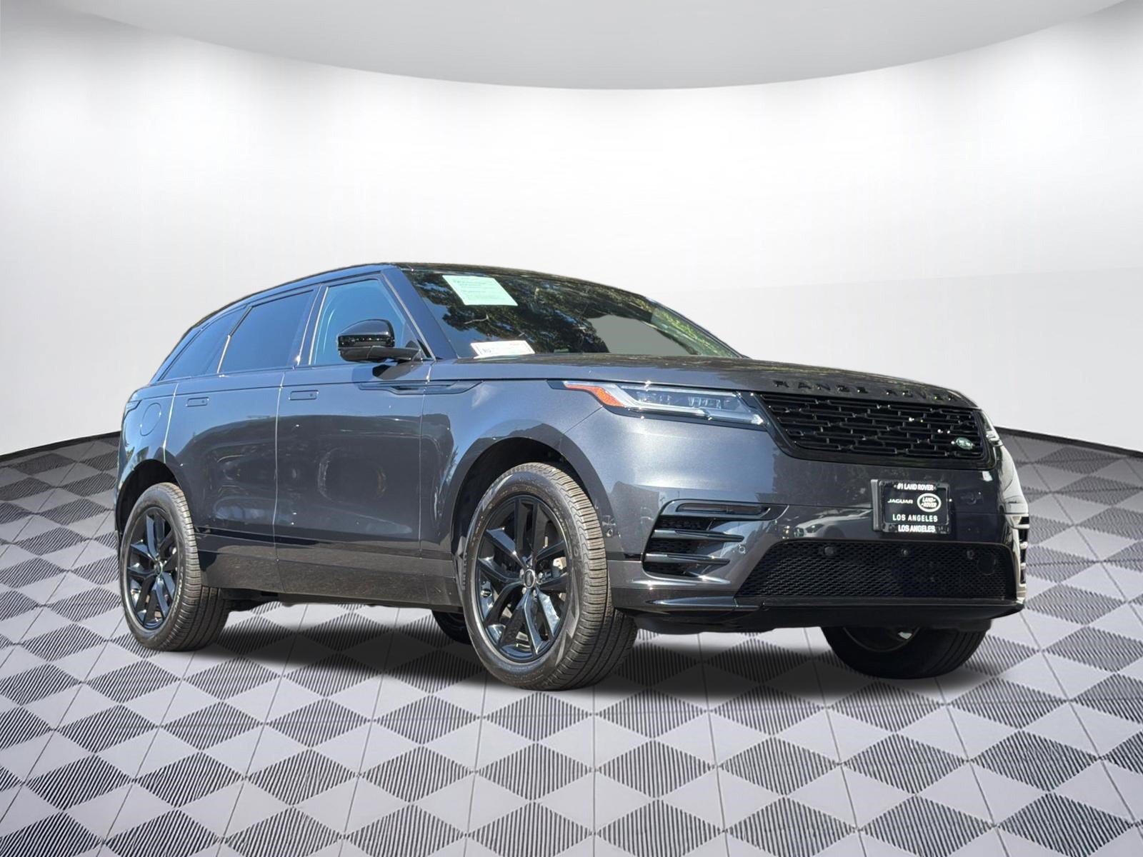 Used 2026 Land Rover Range Rover Velar Dynamic SE AWD/4WD image 7