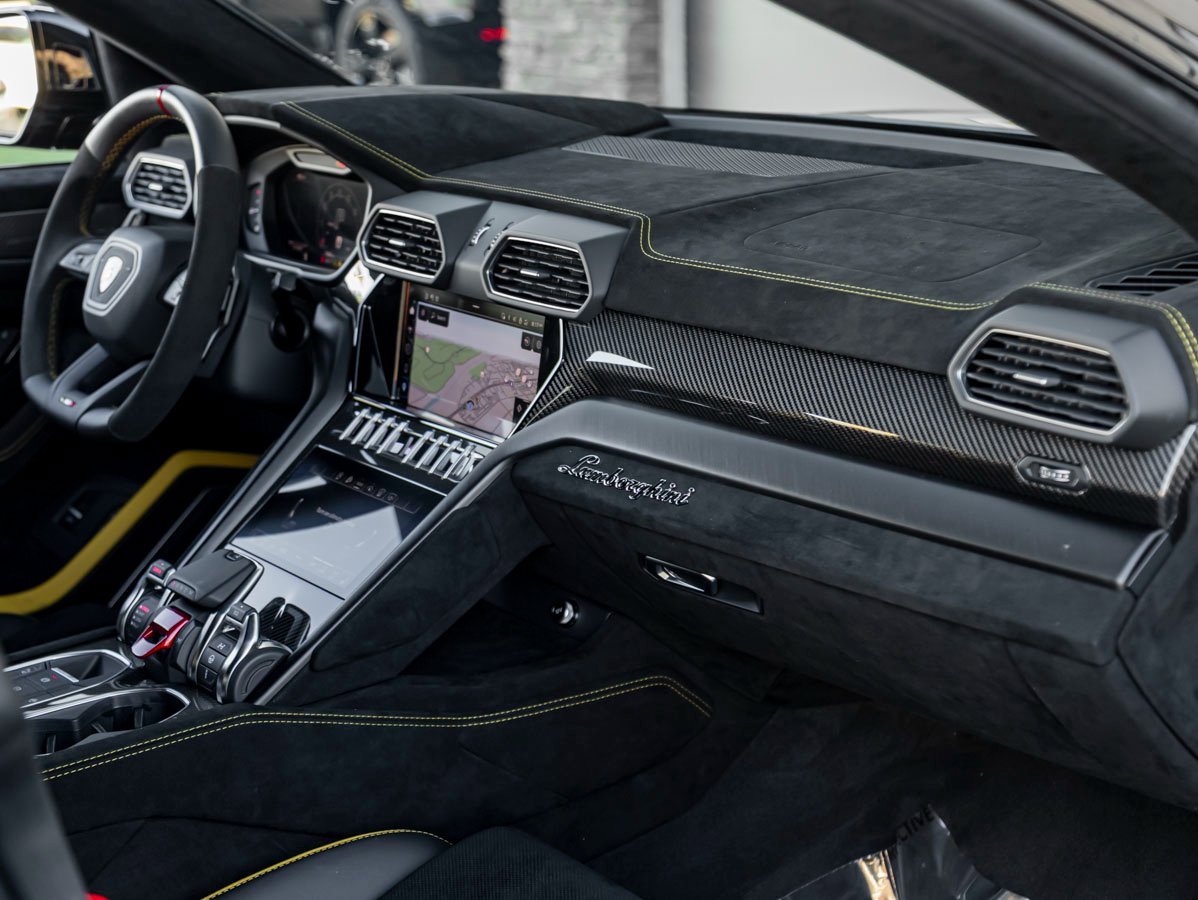 Used 2024 Lamborghini Urus Performante image 28