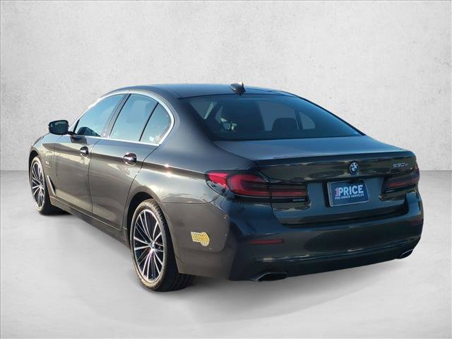 Used 2023 BMW 530e w/ Premium Package RWD image 8