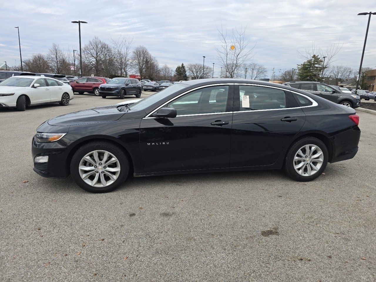 Used 2024 Chevrolet Malibu LT image 3