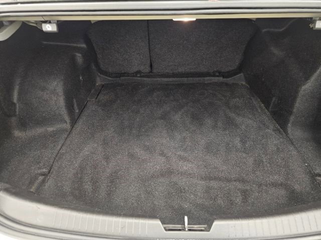 Used 2016 Chevrolet Malibu LT image 39