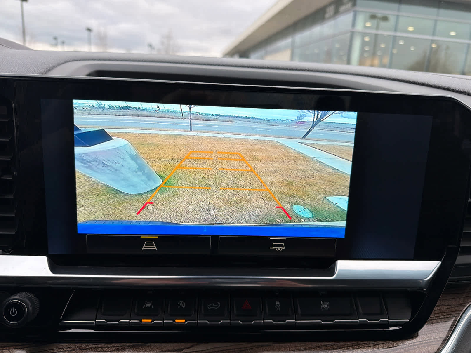 Used 2025 Chevrolet Silverado 1500 LT image 25