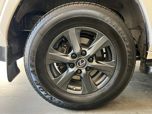 Used 2023 Lexus LX 600 4WD w/ Appearance Package image 11
