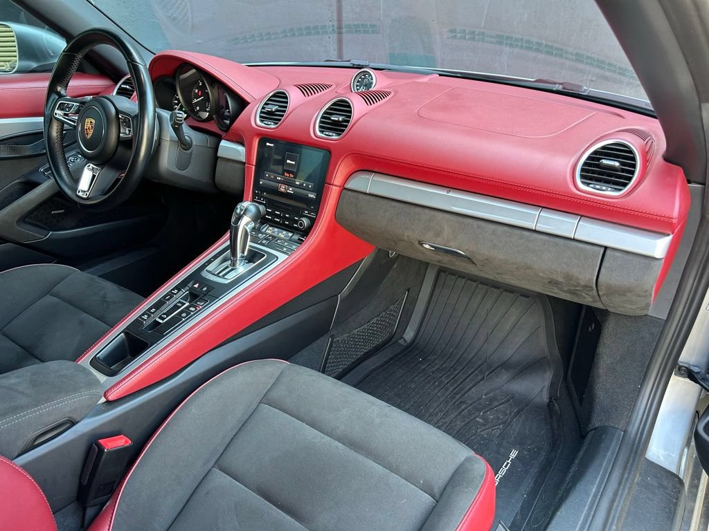 Certified 2021 Porsche 718 Boxster Spyder RWD image 33