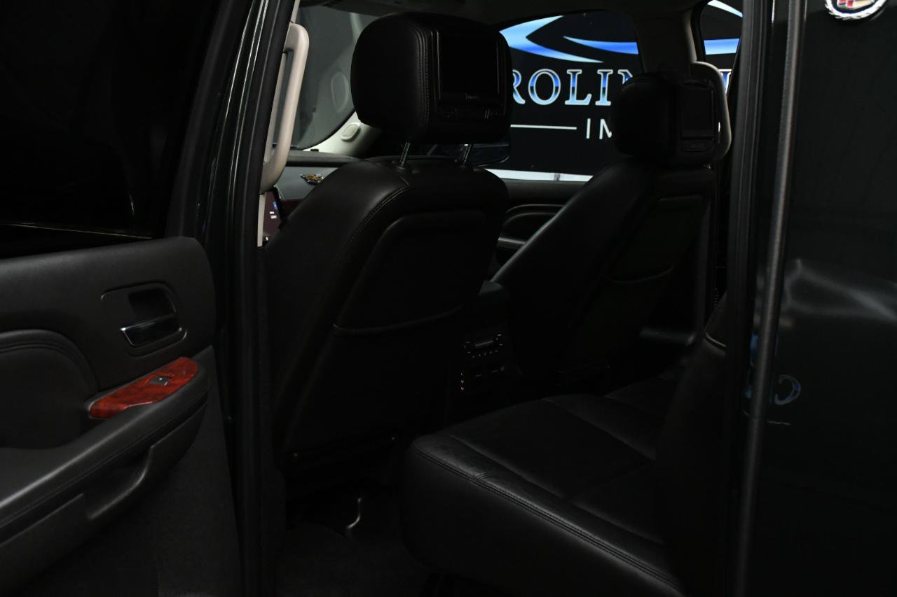 Used 2013 Cadillac Escalade EXT Luxury AWD/4WD image 33