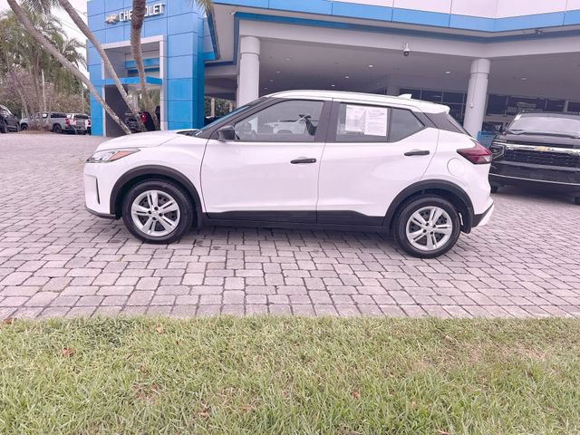 Used 2024 Nissan Kicks S FWD image 18