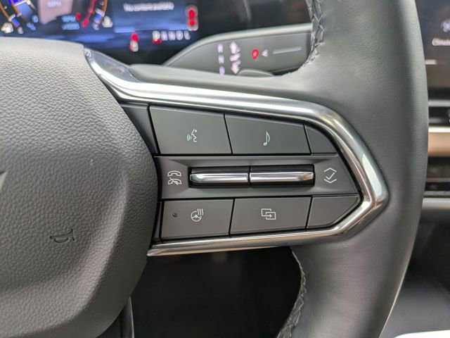 Used 2026 Chevrolet Equinox ACTIV w/ Safety and Technology Package image 19