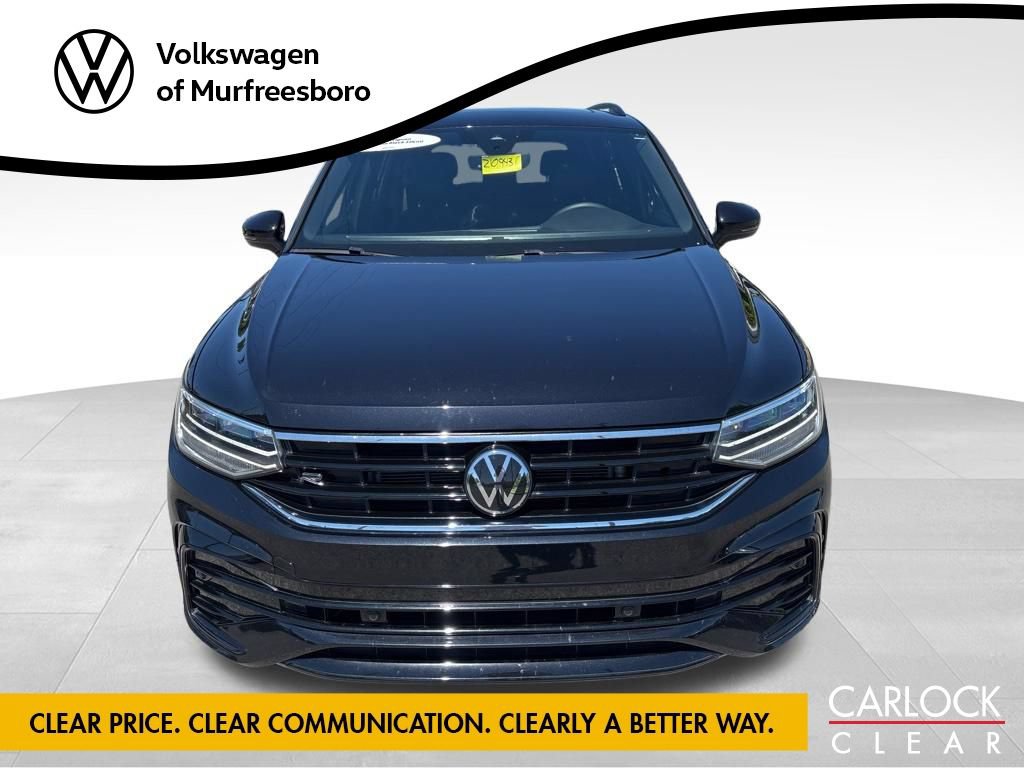 Used 2024 Volkswagen Tiguan SE R-Line FWD image 3