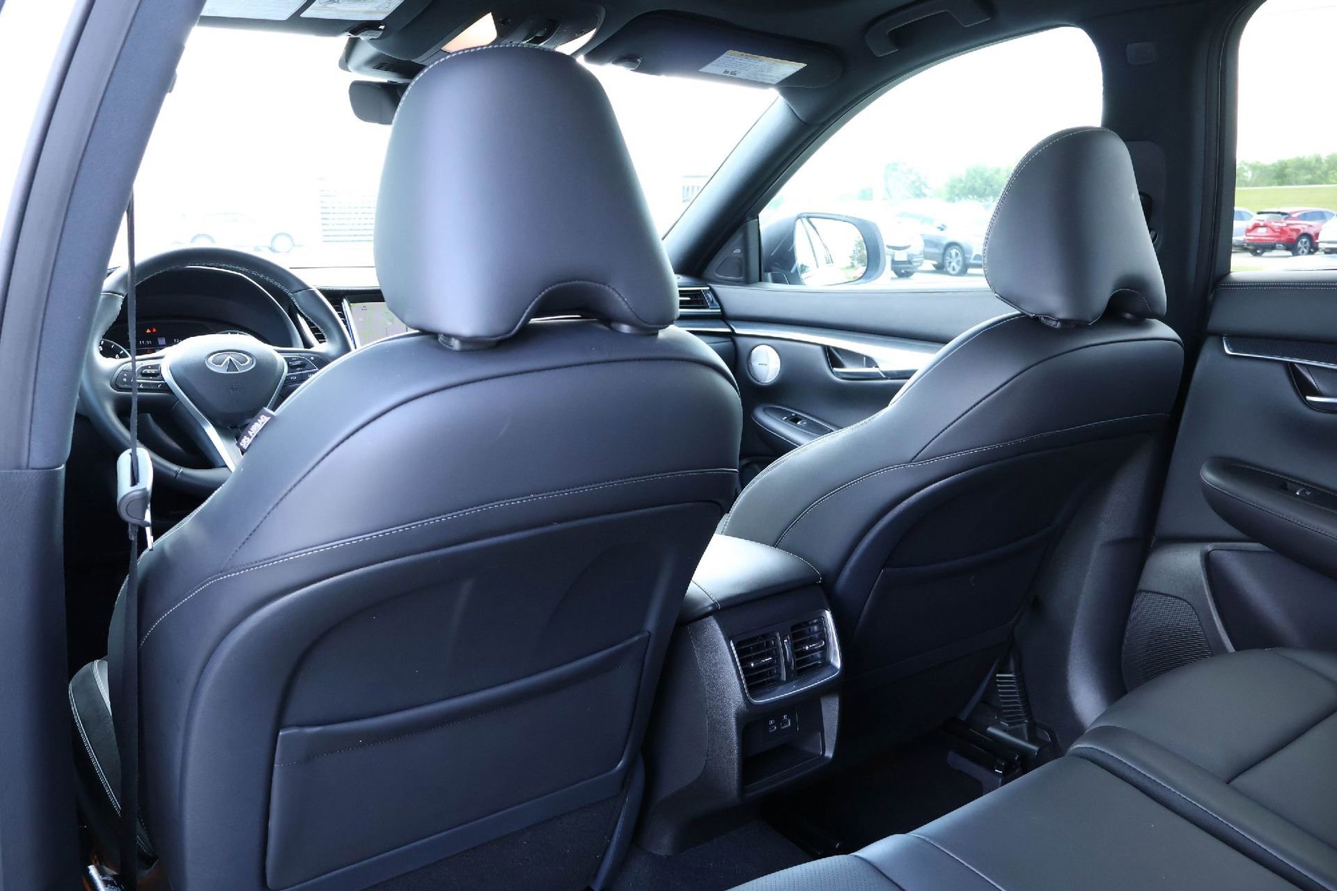 Used 2025 INFINITI QX50 Sport AWD/4WD image 12