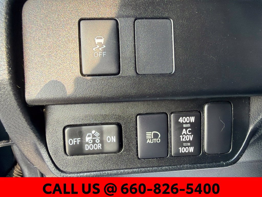 Used 2020 Toyota Tacoma TRD Sport w/ Technology Package AWD/4WD image 25