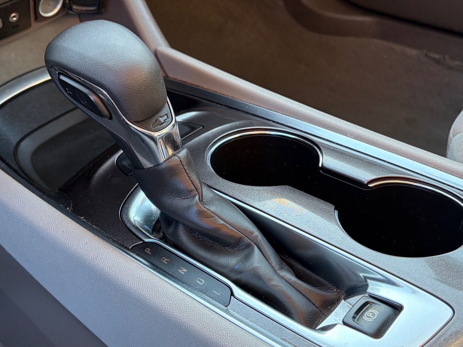 Used 2022 Chevrolet Malibu LT FWD image 13