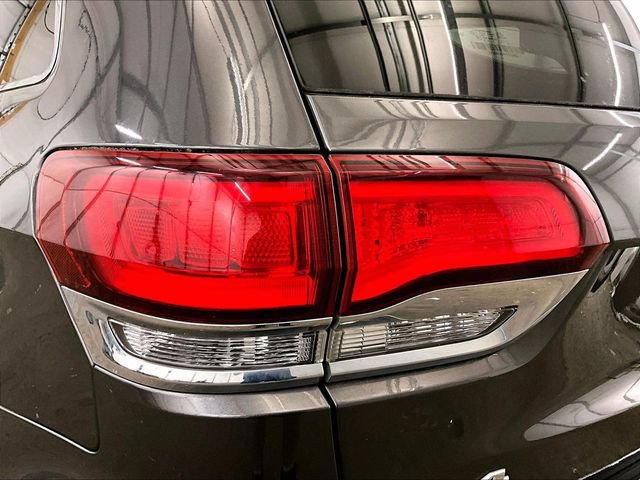 Used 2021 Jeep Grand Cherokee Limited w/ Sun & Sound Group AWD/4WD image 28