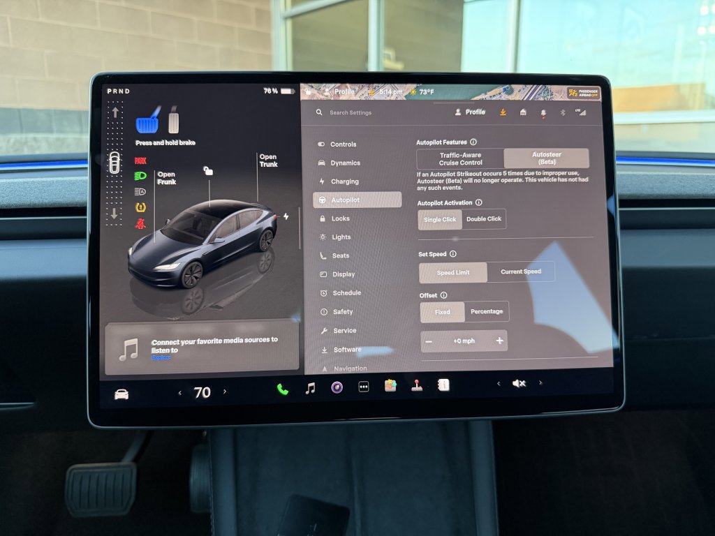 Used 2025 Tesla Model 3 image 20