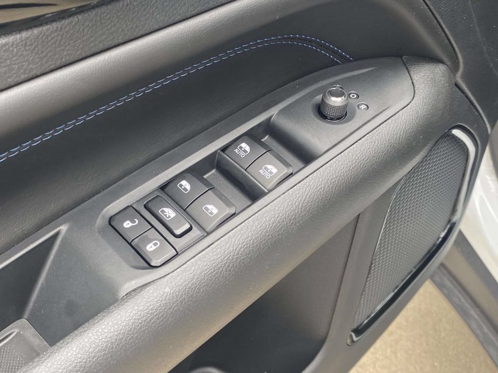 New 2026 Jeep Compass Latitude AWD/4WD image 43