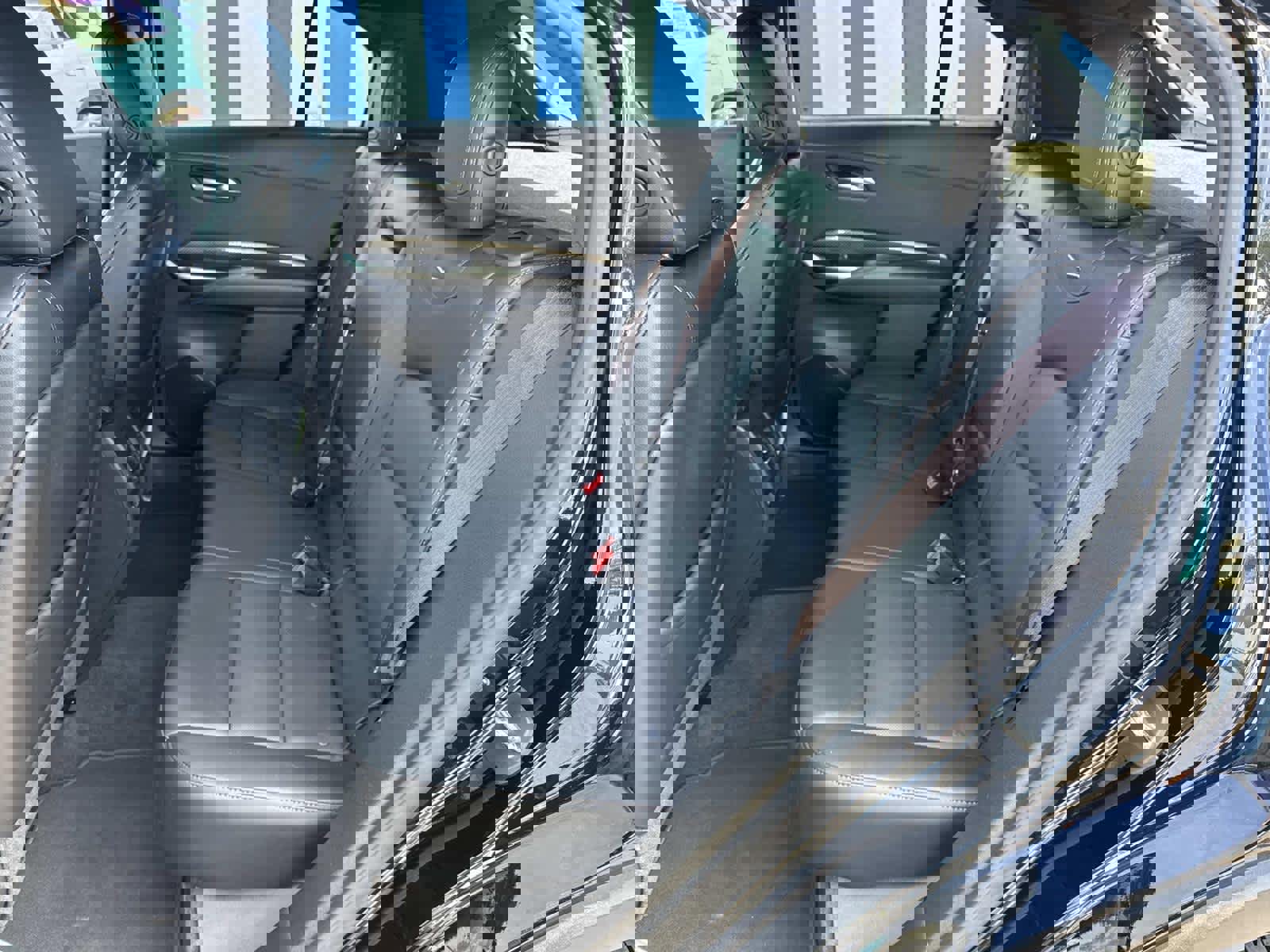 Used 2023 Cadillac XT4 Sport FWD image 14