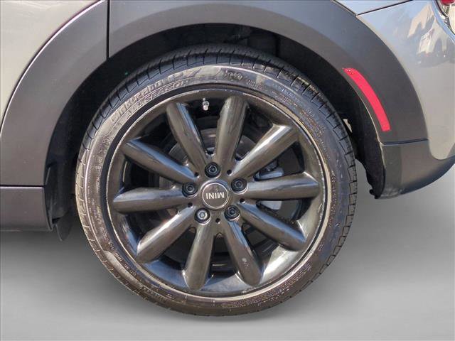 Used 2016 MINI Cooper 4-Door Hardtop image 22