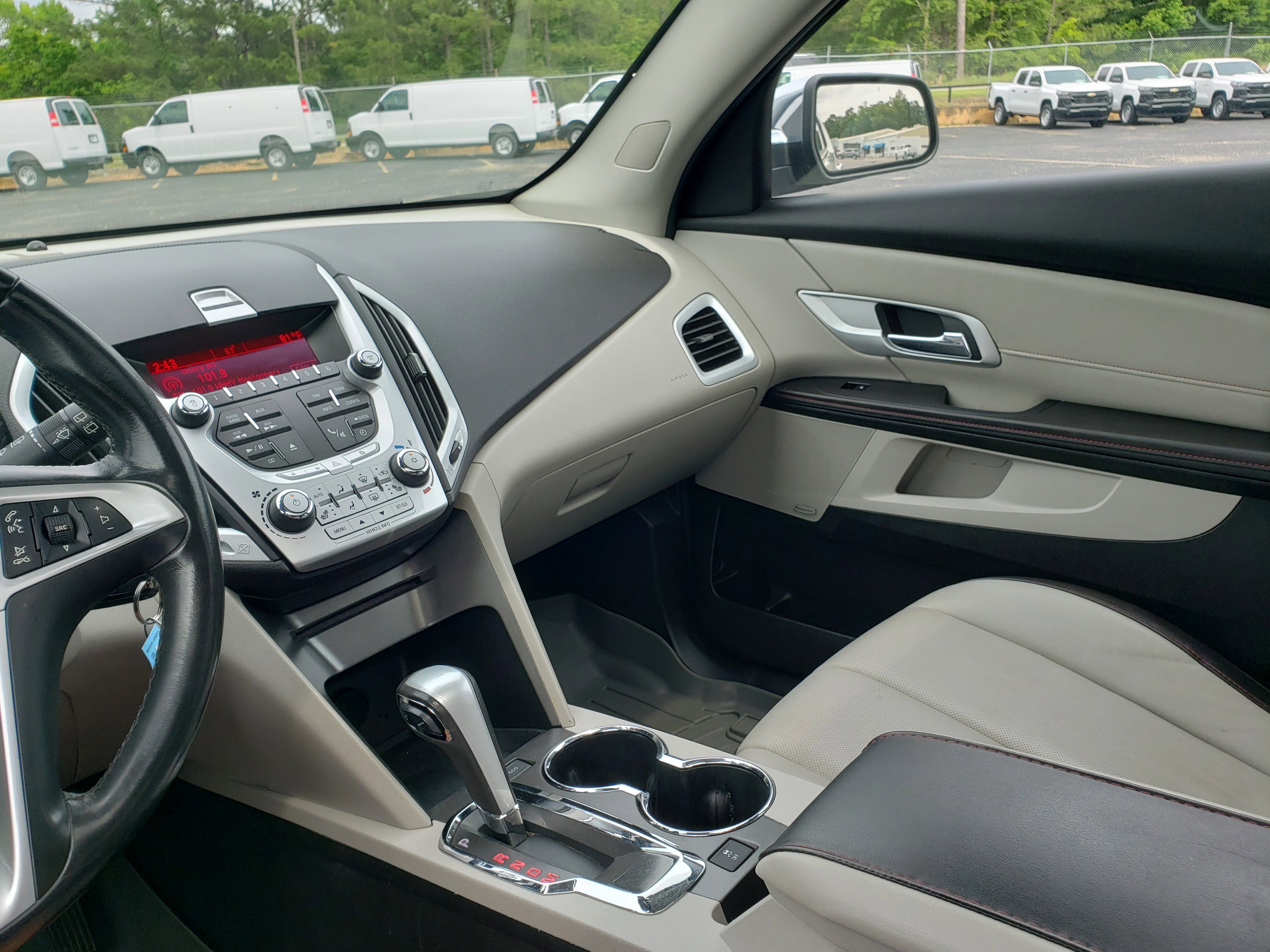 Used 2011 GMC Terrain SLT FWD image 18