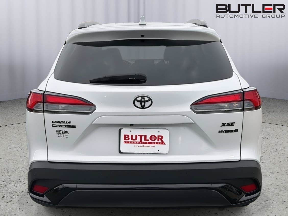 Used 2023 Toyota Corolla Cross AWD Hybrid w/ Convenience Package image 5