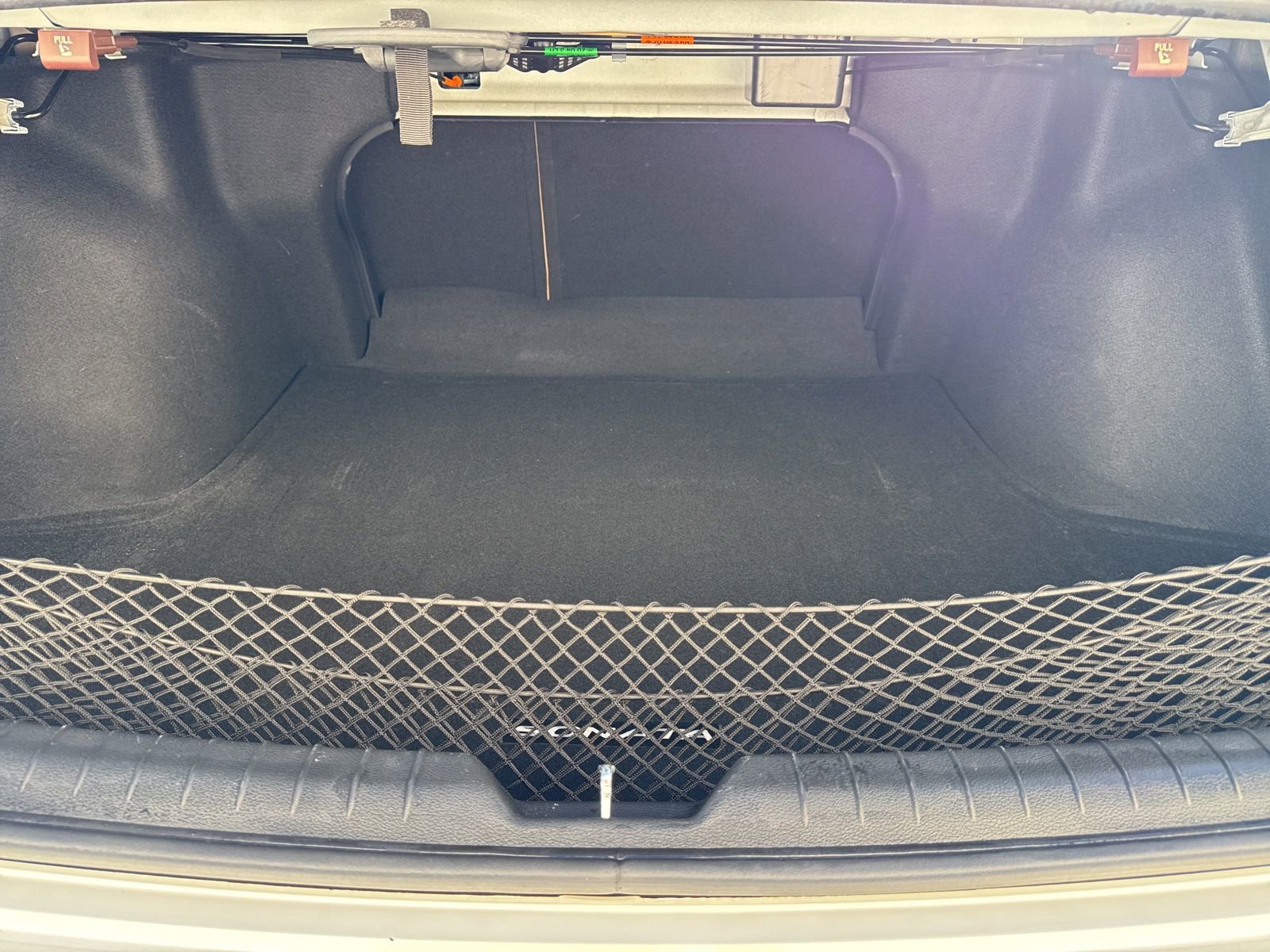 Used 2021 Hyundai Sonata Limited w/ Cargo Package image 10