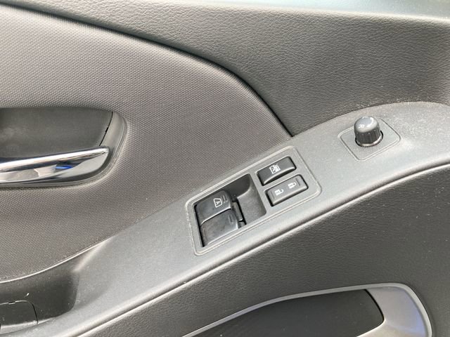 Used 2024 Nissan Frontier SV w/ SV Convenience Package RWD image 11