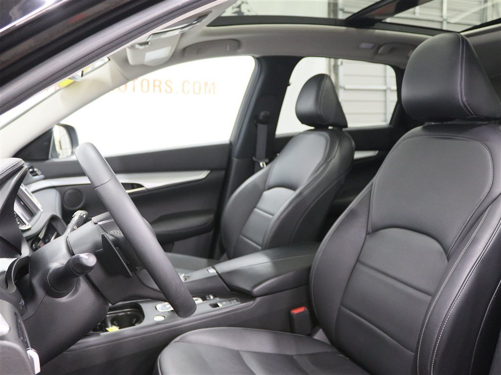 Used 2020 INFINITI QX50 Luxe w/ Cargo Package AWD/4WD image 15