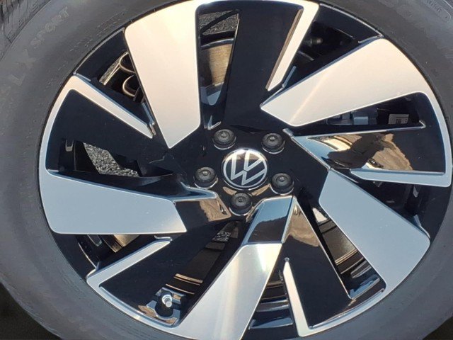 New 2026 Volkswagen Atlas Cross Sport SE AWD/4WD image 5