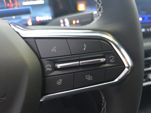 New 2026 Chevrolet Traverse LT image 17