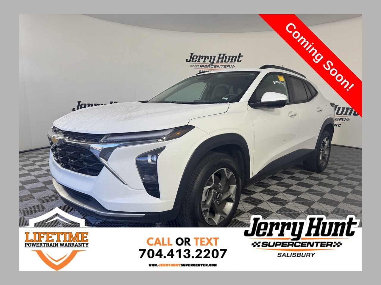 Used 2024 Chevrolet Trax LT FWD image 1