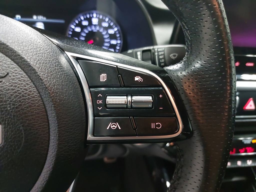 Used 2022 Kia Forte GT-Line image 17