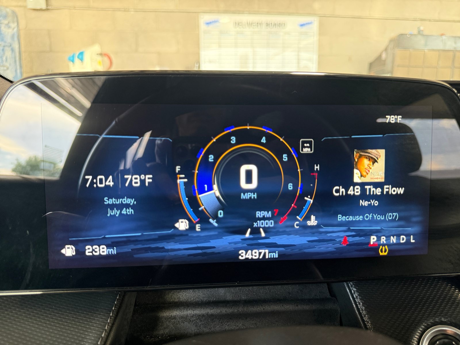 Used 2025 Chevrolet Equinox LT FWD image 18